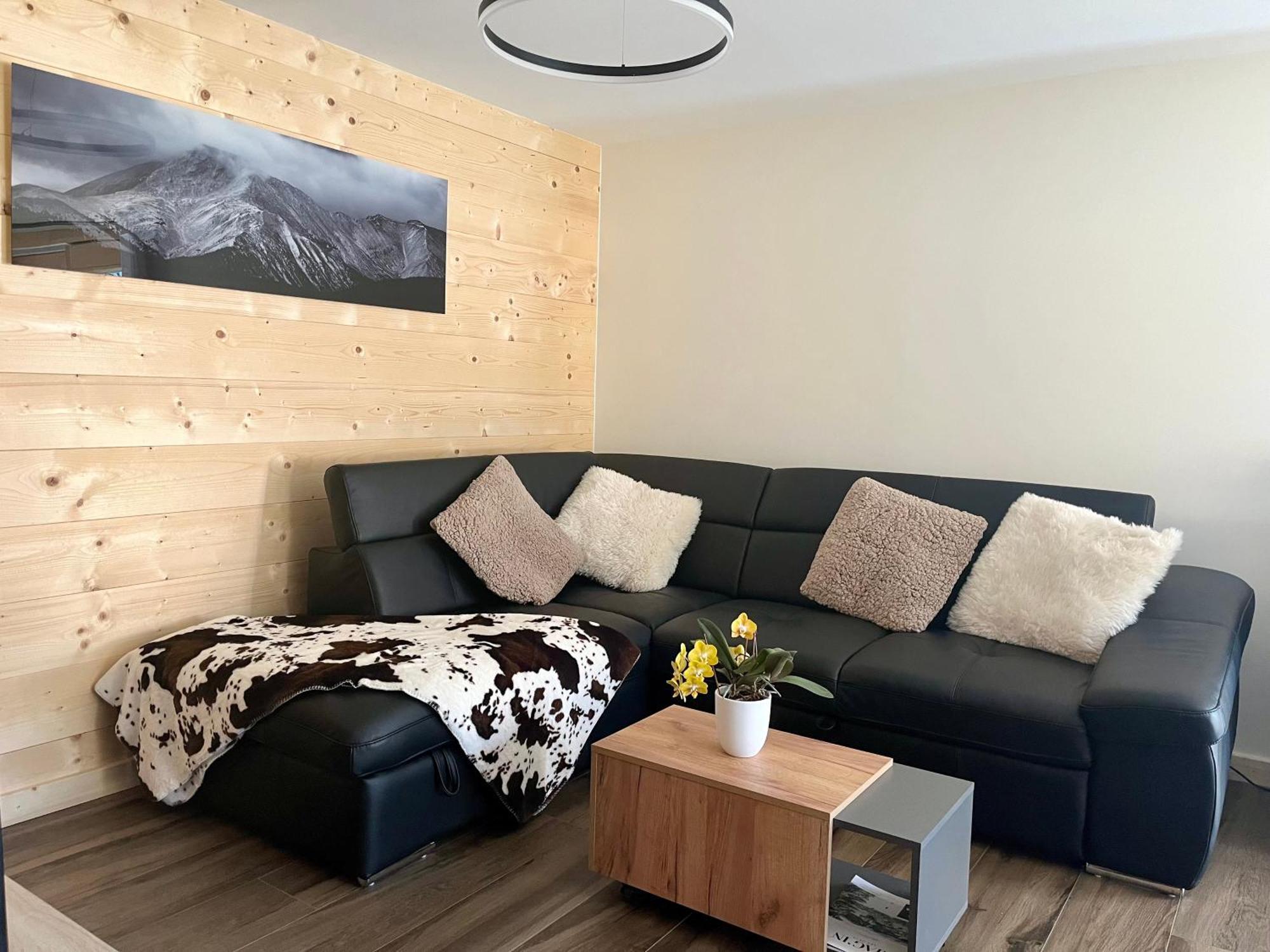 Apartment Le 351 *
